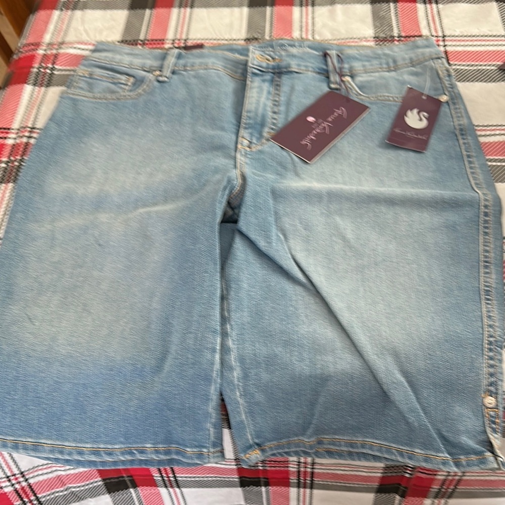 Women’s Blue Denim Jeans Bermuda shorts